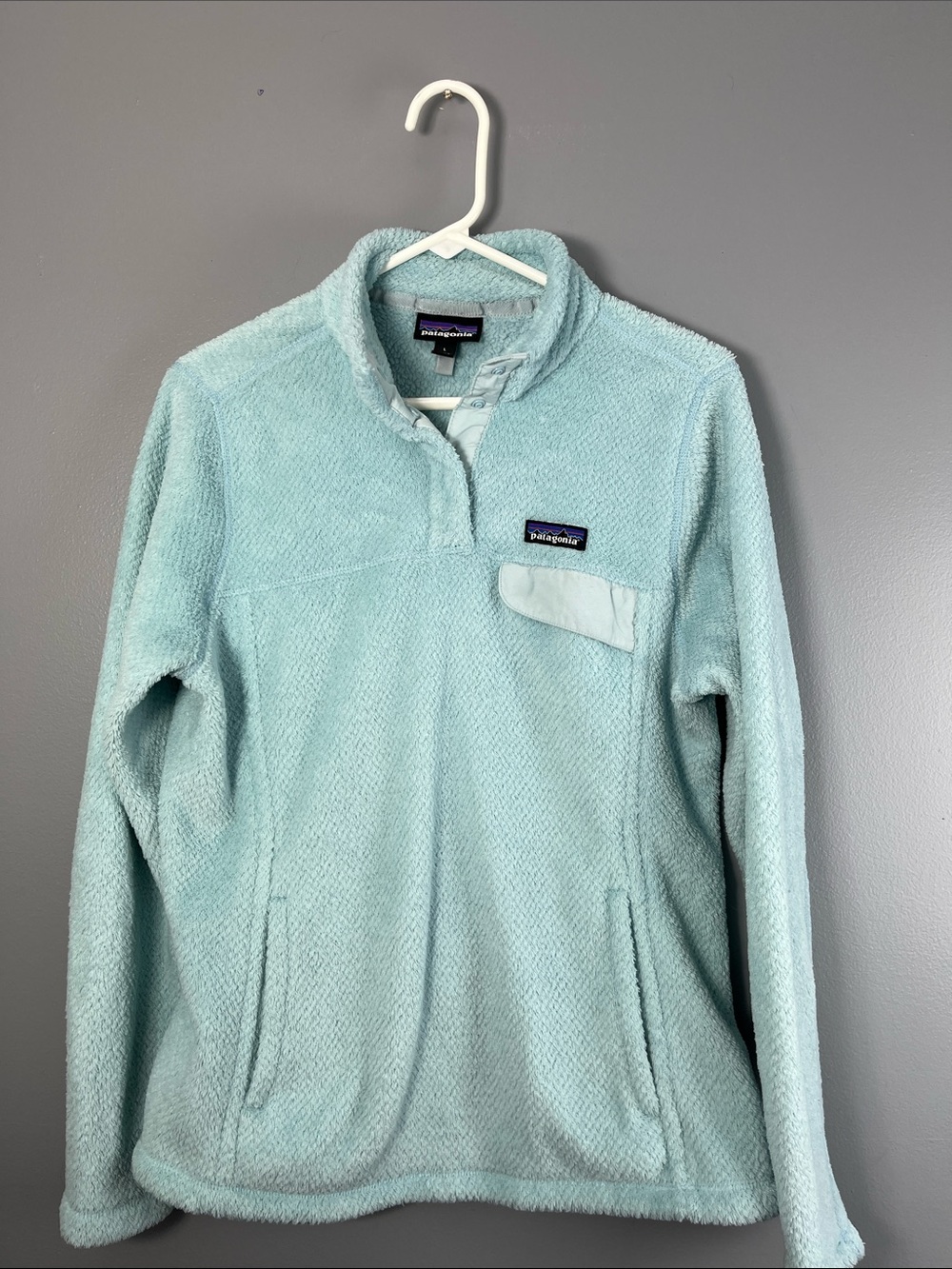 Patagonia Women’s Light Aqua Fleece Pullover Turtleneck